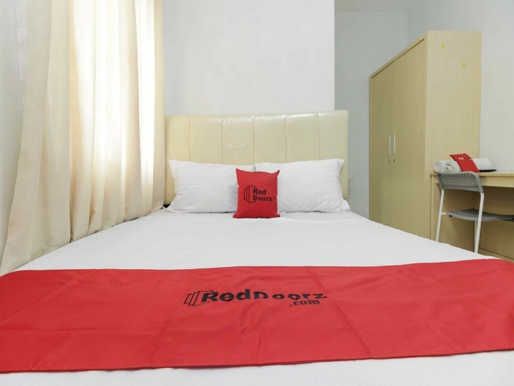 Reddoorz Near Siloam Hospital Palembang Hotel Bagian luar foto