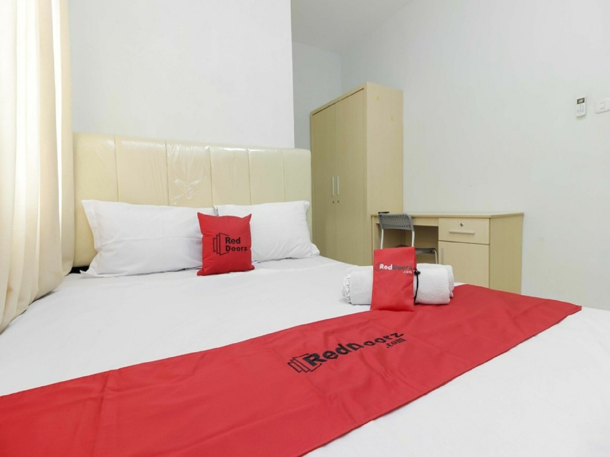 Reddoorz Near Siloam Hospital Palembang Hotel Bagian luar foto